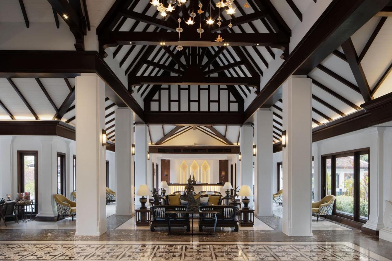 Jw Marriott Khao Lak Resort And Spa Екстериор снимка The lobby of the hotel